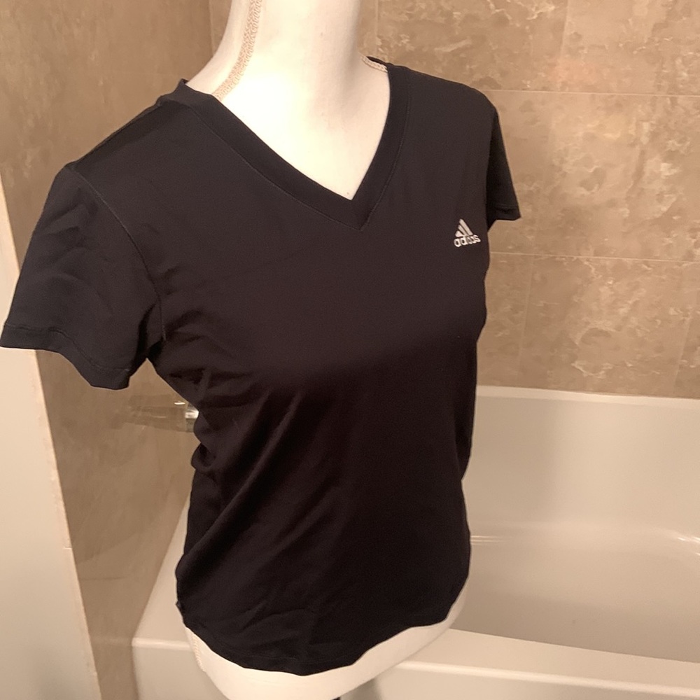 Adidas ClimaLite Active Top - Picture 2 of 10